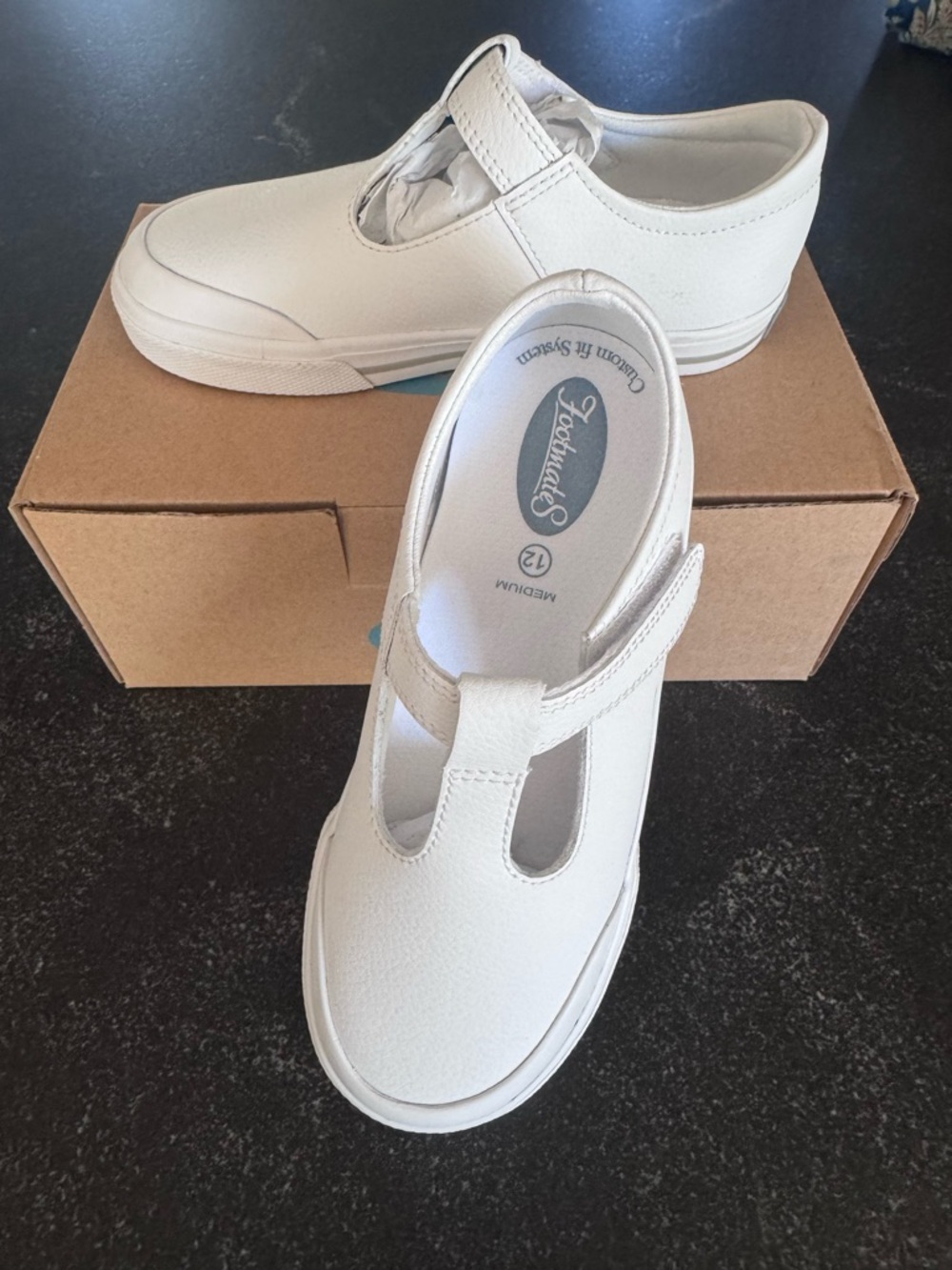 FootMates White and Brown Shoe Box with Blue Logo